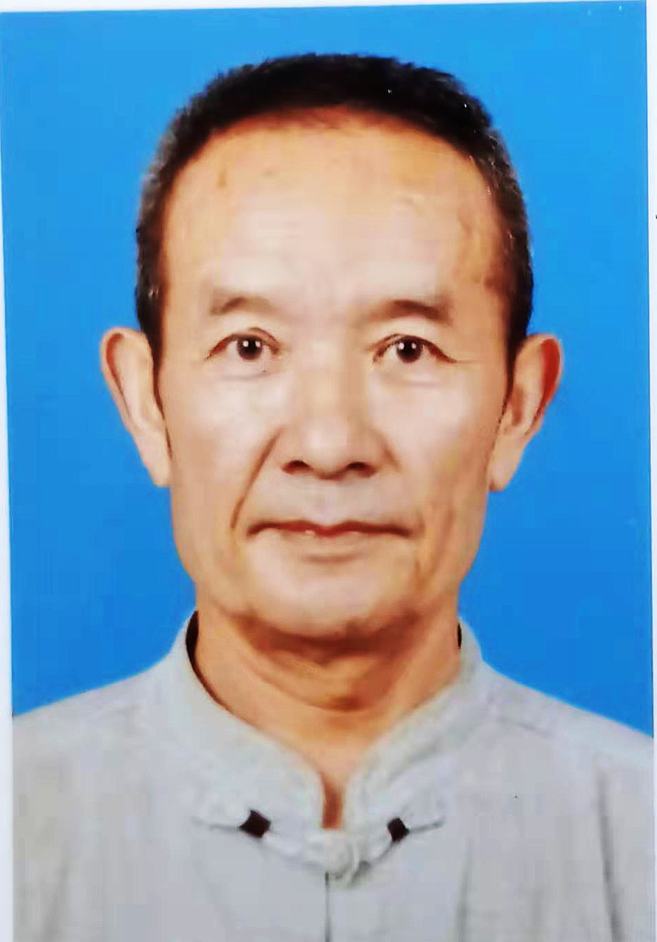 杨仁伟.jpg